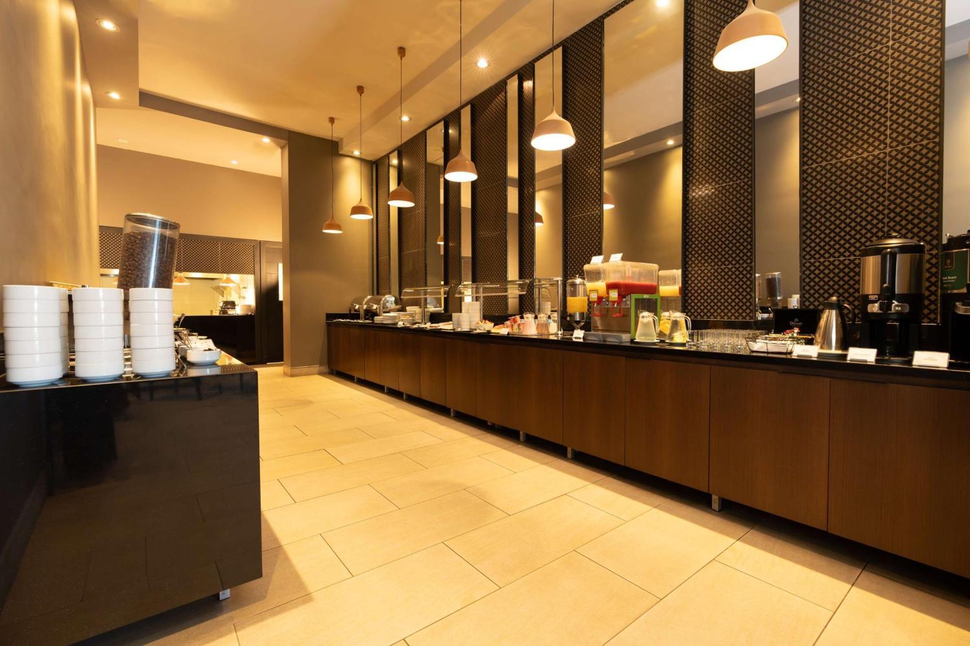 Hilton Garden Inn Iquique Exterior photo