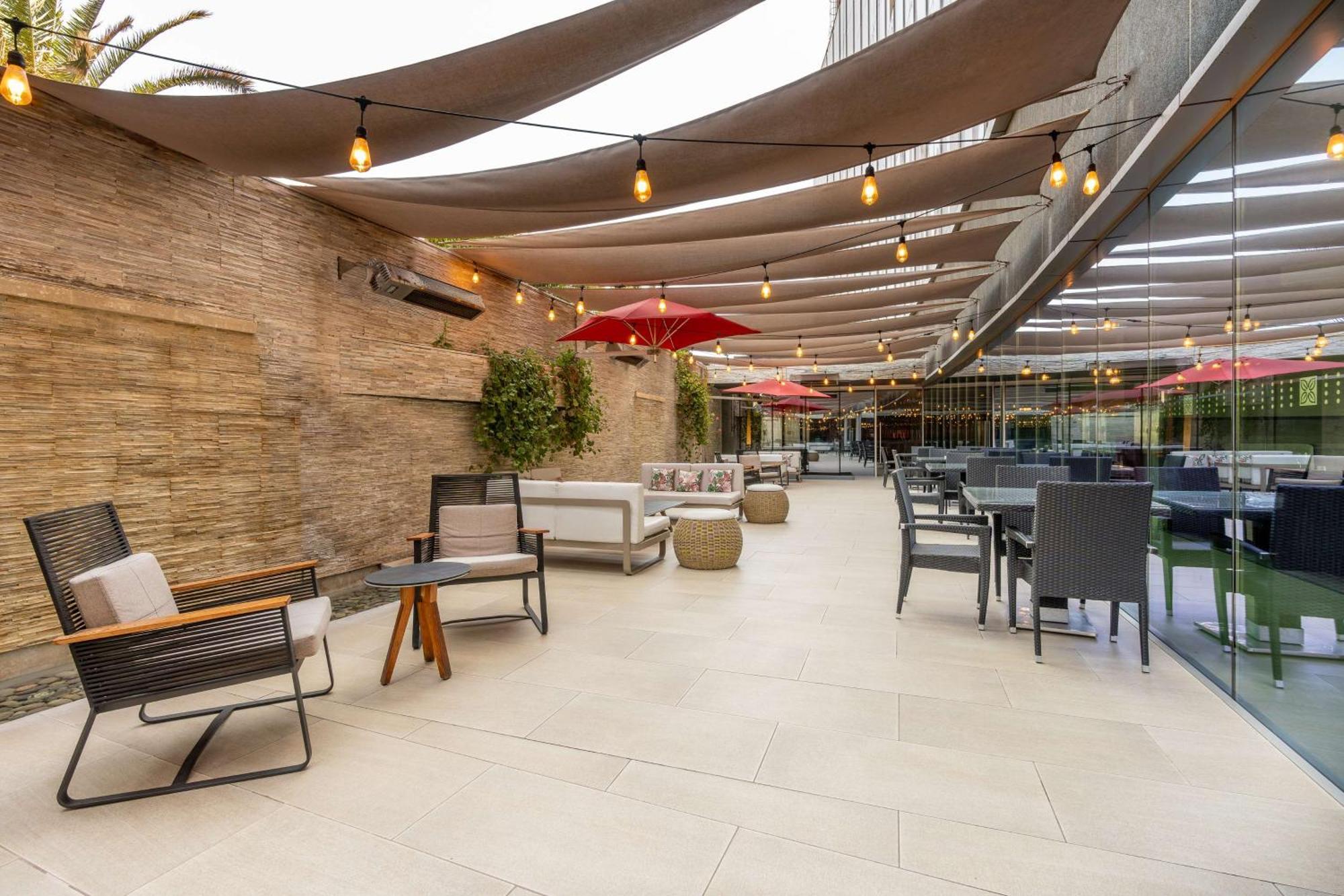 Hilton Garden Inn Iquique Exterior photo